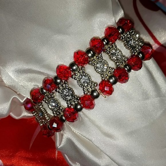 Hand Beaded Rhinestone & Red Stretch Bracelet - Picture 4 of 4